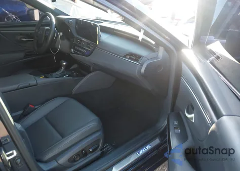 2024 Lexus Es 300H z USA, uszkodzony, nr VIN 58ADA1C19RU053833